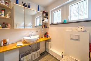 Endlich genug Platz für die ganze Familie–
Großzügiges Zuhause in Osternburg – Die vollständige Adresse der Immobilie erhältst du vom Anbieter., 26135 Osternburg, Oldenburg (Oldenburg) – Vorschaubild 16