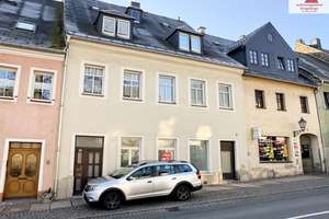 Reihenmittelhaus in zentraler Lage von Schlettau im Erzgebirge - Als Einfamilienhaus mit Gewerbe. – Die vollständige Adresse der Immobilie erhältst du vom Anbieter., 9487 Schlettau – Vorschaubild 1