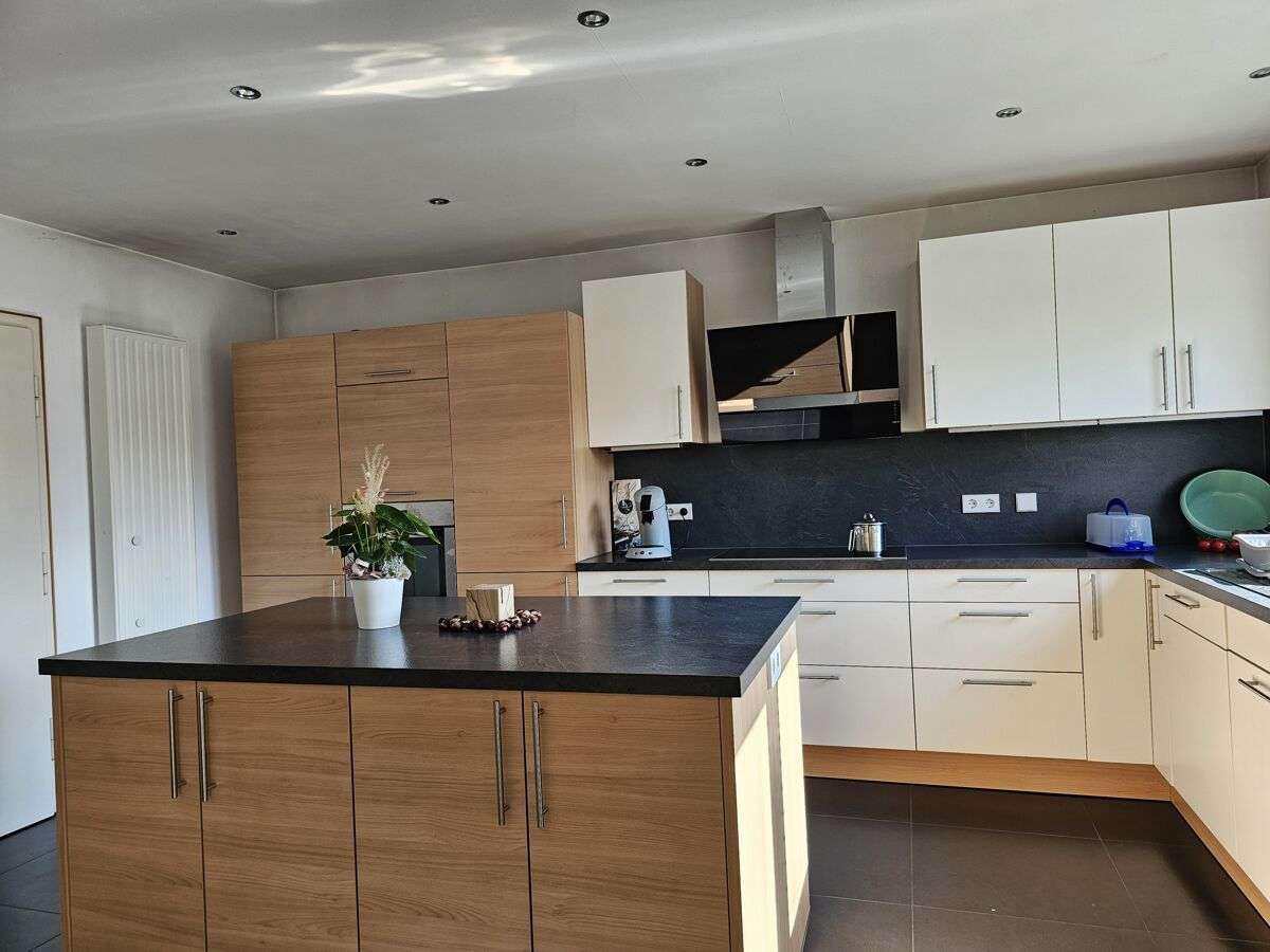 Immobilie in Kämpfelbach - **Kämpfelbach-Ersingen, modernisiertes 1-2 Familien-Haus mit Ausbaupotential, Garten u. 3 Garagen** - Bild 15