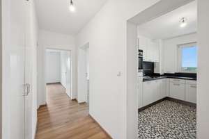 Wohnen mit Weitblick und Komfort – frisch sanierte Wohnung im Südwesten Berlins – Die vollständige Adresse der Immobilie erhältst du vom Anbieter., 12207 Lichterfelde, Berlin – Vorschaubild 7