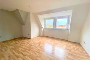 🏡 Helle 3,5-Zimmer-Dachgeschosswohnung mit Gartenmitbenutzung in Dortmund-Bövinghausen