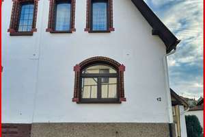 Sanierungsbedürftige Doppelhaushälfte 
mit schönem Grundstück – Die vollständige Adresse der Immobilie erhältst du vom Anbieter., 66299 Friedrichsthal – Vorschaubild 1