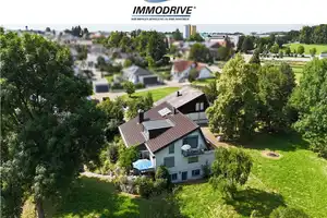 Freistehendes Einfamilienhaus mit parkähnlichem 
Anwesen und Waldgrundstück! – Alb-Donau-Kreis – Vorschaubild 1