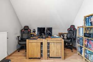 WG-Zimmer in ruhiger 2er WG in optimaler Lage – Pestalozzistraße 6a, 85055 Nordost, Ingolstadt – Vorschaubild 2