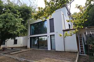 Einzigartiges Einfamilienhaus mit Galerie und separatem Bungalow zwischen Gartenstadt und Dortmund-M – Die vollständige Adresse der Immobilie erhältst du vom Anbieter., 44141 Westfalendamm, Dortmund – Vorschaubild 2
