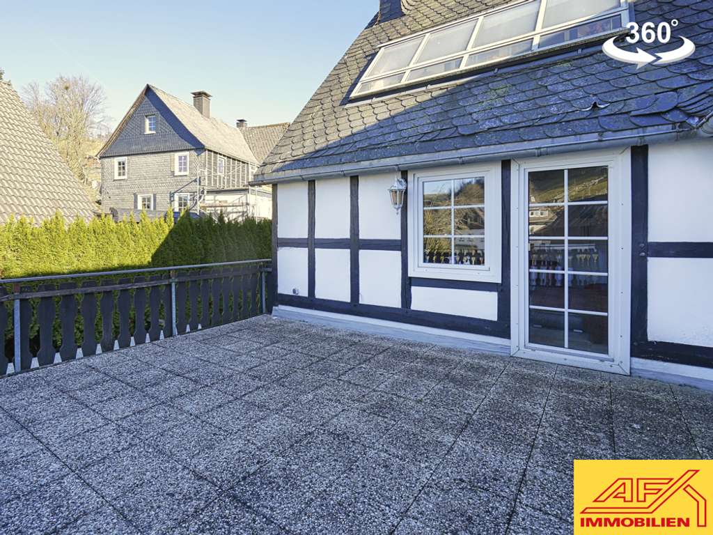 Immobilie in Olsberg - Schmucke Ferienwohnung mit großem Balkon! - Bild 0