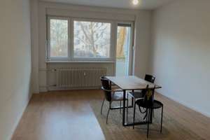 Bezugsfreie 3-Zi Wohnung mit Balkon, Kellerabteil in Tiergarten – Birkenstrasse 74, 10559 Moabit, Berlin – Vorschaubild 1