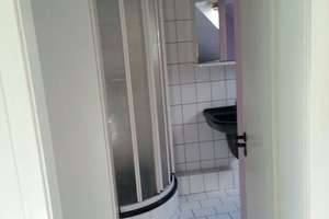 SEHR SCHÖNE MAISONETTE WOHNUNG 3 RAUM MIT 2 BÄDERN IN RUHIGER GRÜNER ZENTRALER LAGE VON BOCHUM – Die vollständige Adresse der Immobilie erhältst du vom Anbieter., 44793 Kruppwerke, Bochum – Vorschaubild 10