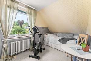 Bremerhaven - Speckenbüttel • Stilvolles Einfamilienhaus mit Photovoltaikanlage & Wallbox – Die vollständige Adresse der Immobilie erhältst du vom Anbieter., 27580 Lehe, Bremerhaven – Vorschaubild 12