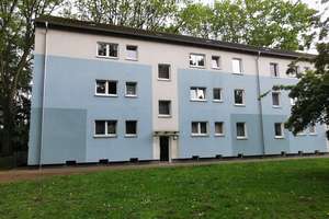 Ein tolles Wohngefühl: günstig geschnittene 3-Zi.-Wohnung – Sperberstr. 11, 45894 Buer, Gelsenkirchen – Vorschaubild 1