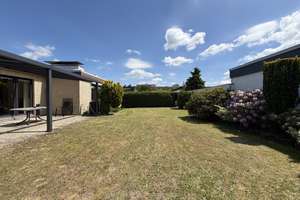 Wohnen auf einer Ebene - Familienfreundlicher Bungalow mit Sauna, Glasfaser und überdachter Terrasse – Die vollständige Adresse der Immobilie erhältst du vom Anbieter., 38448 Kreuzheide, Wolfsburg – Vorschaubild 16