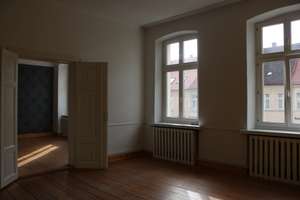 Große Altbauwohnung in der Stadtmitte – Karl-Marx-Straße 86, 16816 Neuruppin – Vorschaubild 2
