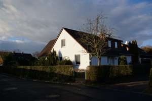 Schönes, geräumiges Haus mit fünf Zimmern in Peine (Kernstadt Nord) – Die vollständige Adresse der Immobilie erhältst du vom Anbieter., 31224 Peine – Vorschaubild 2