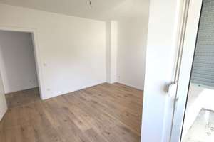 Lichtdurchflutete 2-Zimmer-Wohnung mit Balkon und modernem Bad! – Lindenstraße 35, 38448 Vorsfelde, Wolfsburg – Vorschaubild 4