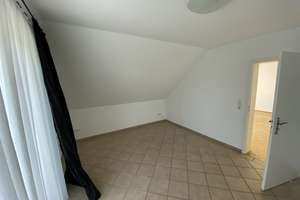 Helle, großräumige Wohnung mit drei Balkons (Ausblick) – Strohschnitterweg 13, 65203 Biebrich, Wiesbaden – Vorschaubild 17