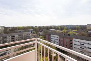„Wohnen über den Dächern von München-Fürstenried“ – Helle 1-Zimmer-Wohnung mit Balkon und Fernblick – Allgäuer Straße 102, 81475 Fürstenried-West, München – Vorschaubild 9