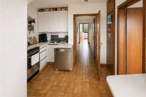 Großzügige 4-Zimmer-Dachgeschosswohnung mit ca. 92,5 m² und erheblichem Mietpotenzial – Höherweg 33, 40233 Flingern Süd, Düsseldorf – Vorschaubild 3