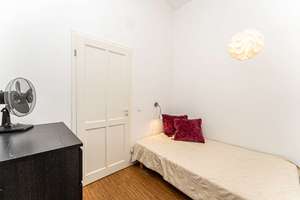 Helle und gemütliche 3-Zimmer-Wohnung mit Balkon nahe Wühlischplatz – Sonntagstraße 15, 10245 Friedrichshain, Berlin – Vorschaubild 17