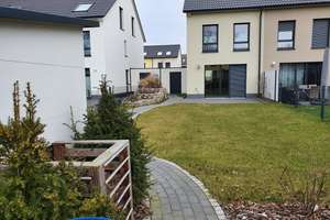 Zuhause mit viel Platz in Bremen Rönnebeck – Die vollständige Adresse der Immobilie erhältst du vom Anbieter., 28777 Rönnebeck, Bremen – Vorschaubild 2