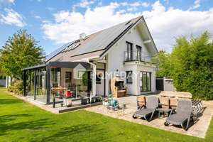 Hocheffizientes A+-Einfamilienhaus mit PV-Anlage, großem Speicher & Wallbox – Premium Standard