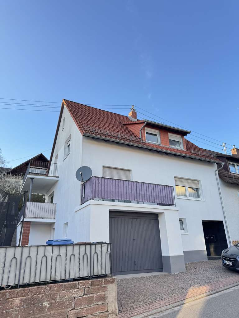 Immobilie in Hochspeyer - Freistehende Zweifamilienhaus in Hochspeyer - Bild 2