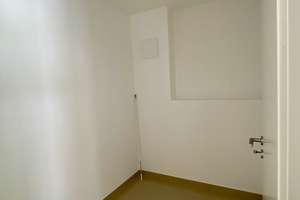 Helle 3-Zimmer-Wohnung mit herrlicher Südterrasse und Privatgarten! – Allinger Str. 23, 81249 Altaubing, München – Vorschaubild 11