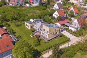 Außergewöhnliche Architektenvilla mit Schwimmbad in bester Wohnlage! – Kelheim (Kreis) – Vorschaubild 1