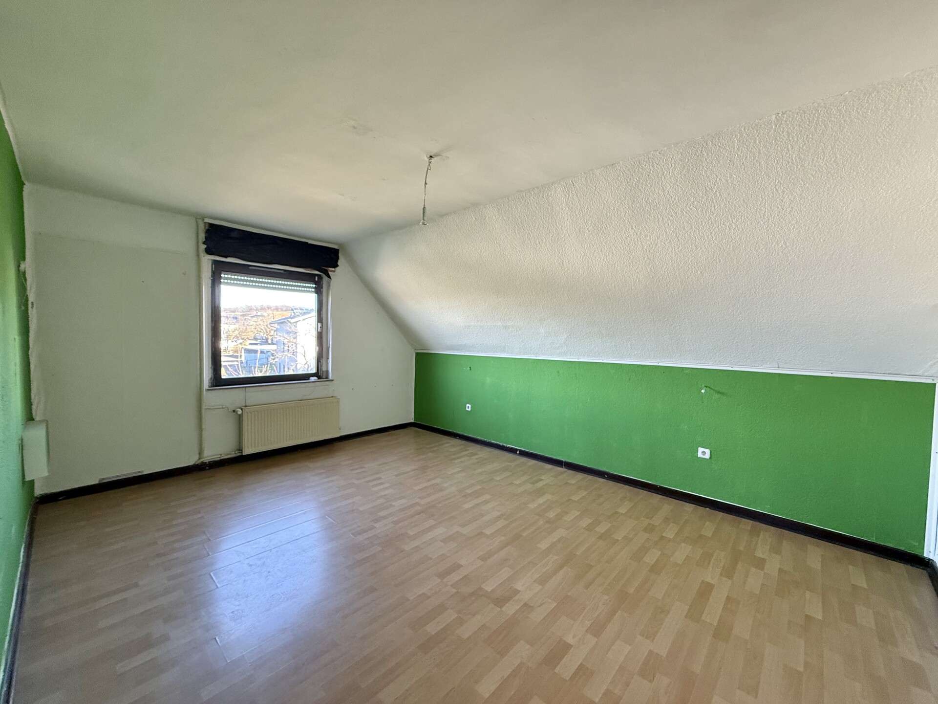 Immobilie in Gehlert - Einfamilienhaus mit großem Nebengebäude – großzügiges Grundstück inklusive! - Bild 15