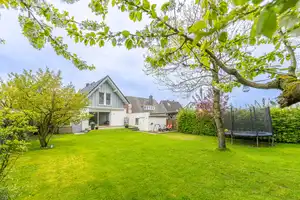 RESERVIERT ! Moderne Doppelhaushälfte mit schönem Garten – Borken (Kreis) – Vorschaubild 2