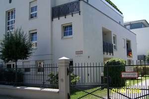 2-Zimmer-Wohnung mit Terrasse und TG-Stellplatz in Offenbach Stadtmitte – 63067 Ledermuseum, Offenbach am Main – Vorschaubild 2