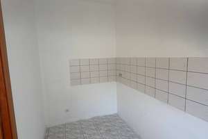 Helle 4-Zimmer-Wohnung mit Balkon, Garage und Stellplatz in ruhiger Randlage von Leingarten – Schalkweg 23, 74211 Leingarten – Vorschaubild 9