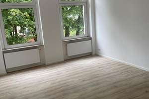 Viel Platz in Elberfeld: 4-Zimmer-Wohnung in modernisiertem Altbau – Wüstenhofer Straße 7, 42105 Elberfeld, Wuppertal – Vorschaubild 6