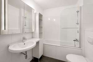 2-Zimmer-Eigentumswohnung mit Balkon, Aufzug und Tiefgaragenstellplatz – Stollberger Str. 121, 50933 Braunsfeld, Köln – Vorschaubild 6