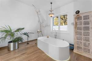 Property thumbnail 7