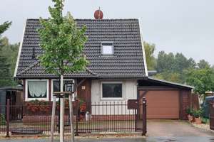 Familientraum mit Pool auf 1.768 m² – Schwedenhaus mit Wohlfühlgarantie – Die vollständige Adresse der Immobilie erhältst du vom Anbieter., 14959 Trebbin – Vorschaubild 2