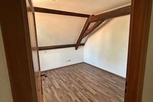 Hofflair - charmante 2-Raum-DG-Wohnung in Köln Roggendorf/Thenhoven – Sinnersdorfer Straße 173a, 50769 Roggendorf/Thenhoven, Köln – Vorschaubild 20