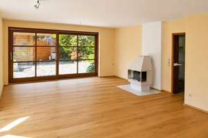 Schickes Haus mit drei Wohnungen in ruhiger Lage von Kronsburg – Die vollständige Adresse der Immobilie erhältst du vom Anbieter., 24145 Gaarden-Süd und Kronsburg, Kiel – Vorschaubild 7