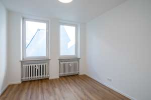 Kompaktes, helles WG-Zimmer im Erstbezug – saniertes Altbaujuwel in bester Innenstadtlage – Bürgermeister-Fischer-Straße 2, 86150 Innenstadt. Sankt Ulrich-Dom, Augsburg – Vorschaubild 9