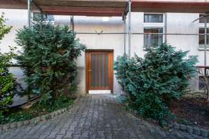 Bezugsfrei: im grünen Innenhof: 1.5-Zimmer-Altbauwohnung – Die vollständige Adresse der Immobilie erhältst du vom Anbieter., 10559 Moabit, Berlin – Vorschaubild 13