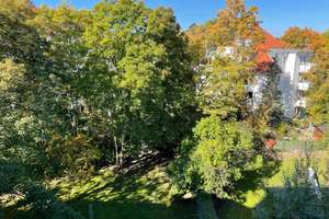 Attraktive 2-Zimmer-Wohnung mit Aufzug in ruhiger, grüner Lage im Herzen von Gohlis