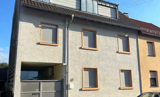 Zweifamilien  - Mehrgenerationenhaus in überragender Lage von Karlsruhe-Knielingen