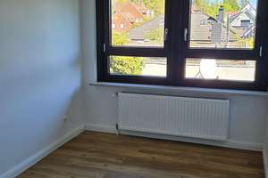 Neuwertiges Reihenmittelhaus mit PV-Anlage, Fußbodenheizung, neuem Dach, eigenem Garten & Garage – Die vollständige Adresse der Immobilie erhältst du vom Anbieter., 27753 Deichhorst, Delmenhorst – Vorschaubild 23