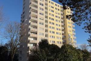 Gut vermietete 3-Zimmer-Wohnung mit Traumblick – Niederhöchstädter Straße 12, 61449 Steinbach (Taunus) – Vorschaubild 1