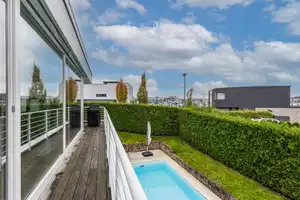 Cooler Pool am Phoenixsee – Dortmund – Vorschaubild 3