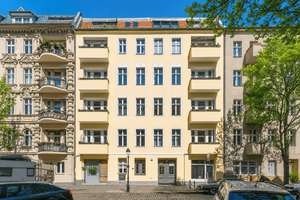 KENSINGTON - EXKLUSIV: Altbauflair trifft Komfort – 2-Zimmer-Wohnung mit Potenzial