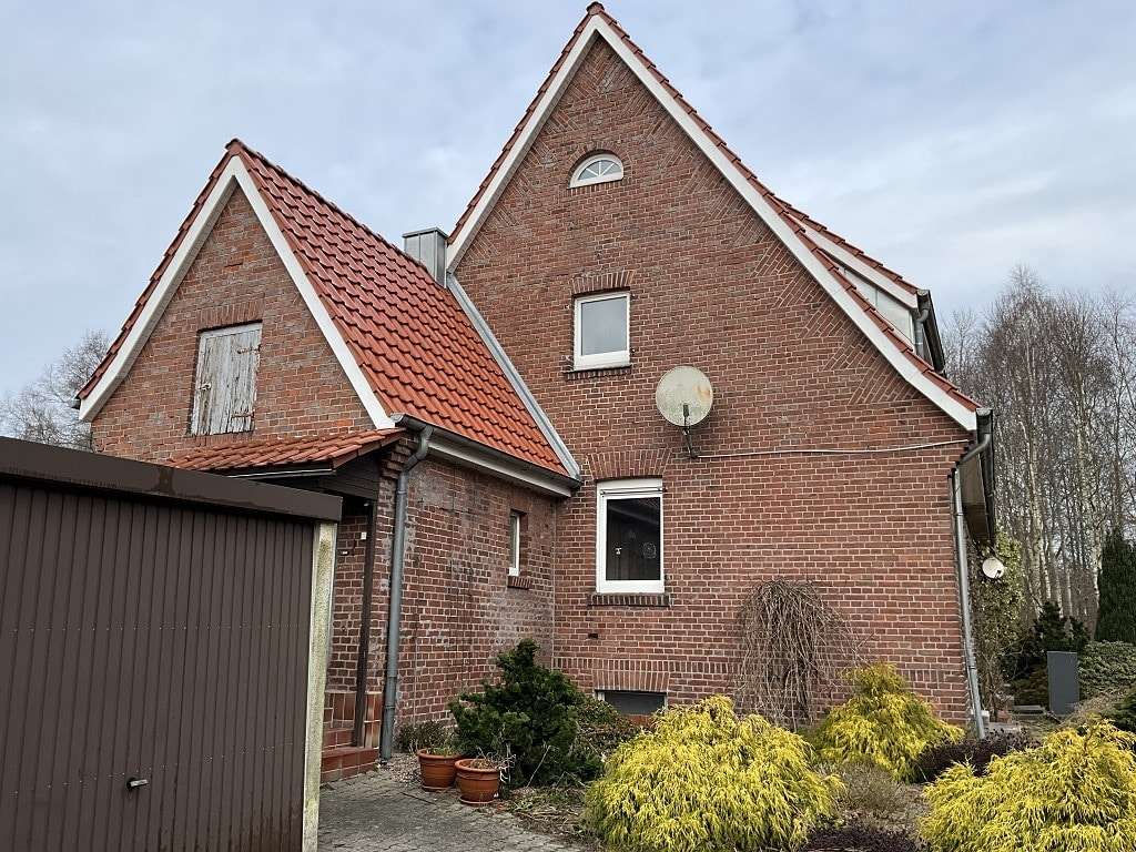 Immobilie in Twist - Historische Substanz trifft handwerkliche Leidenschaft
Reihenendhaus in Twist- Schöninghsdorf
 - Bild 3