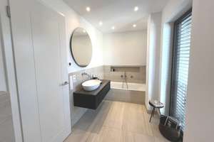 Hochwertige Stadtvilla / Erstbezug - sofort einziehen & wohlfühlen ! – Oberschlesische Str. 20A, 81929 Daglfing, München – Vorschaubild 29