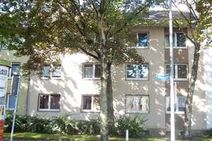 Nette Nachbarn gesucht: günstig geschnittene 2-Zi.-Wohnung – Annastr. 8, 44793 Bochum – Vorschaubild 3