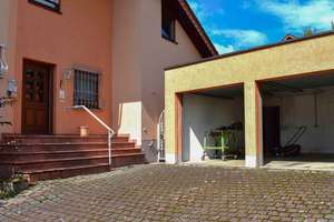 Großzügiges Zweifamilienhaus mit Doppelgarage, Sauna, Kachelofen, Wintergarten, Terrasse Balkon – Die vollständige Adresse der Immobilie erhältst du vom Anbieter., 74889 Sinsheim – Vorschaubild 2