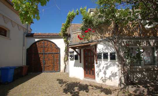 Wohnen wo andere Urlaub machen: Mehrgenerationenhaus in beliebter Lage